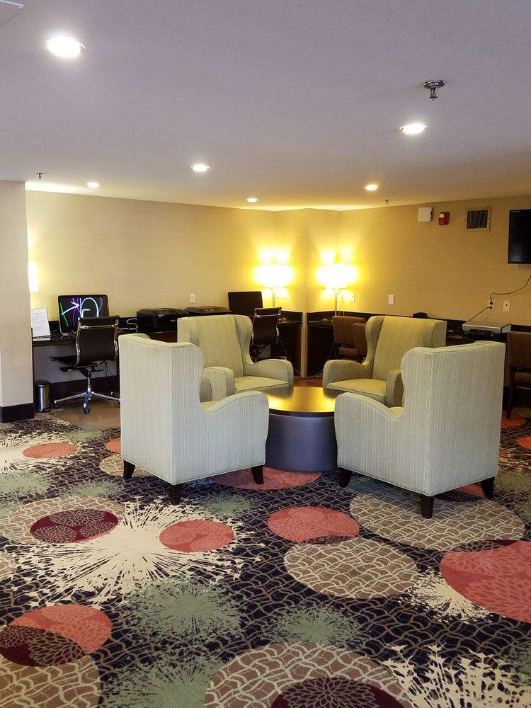 Radisson Hotel Detroit-Фармингтон-Хиллз Экстерьер фото